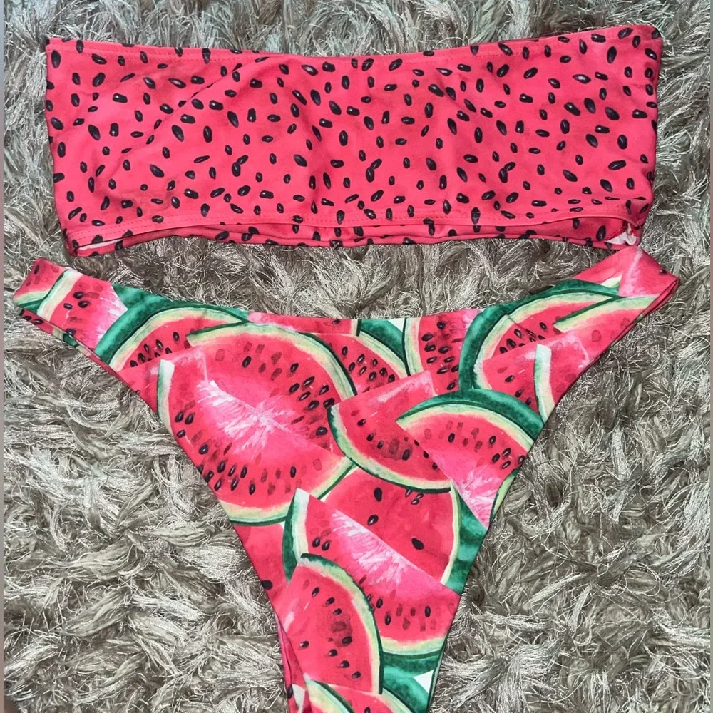 Watermelon Bikini 🍉 👙 - Picture 2 of 7